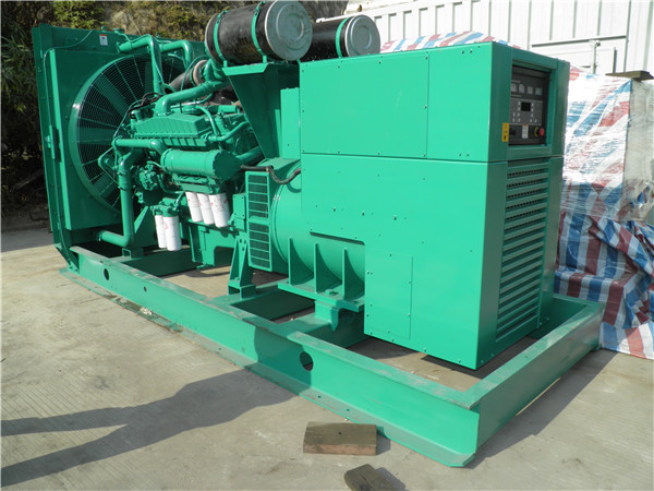 休宁发电车出租-柴油发电机散热器怎样散热