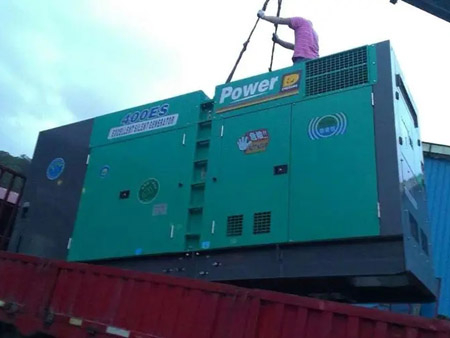 休宁柴油发电机组转速不稳定时，如何对发动机进行维护？