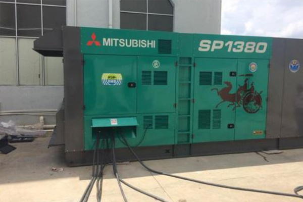 休宁为什么有些柴油发电机组的输出电压可以调节？