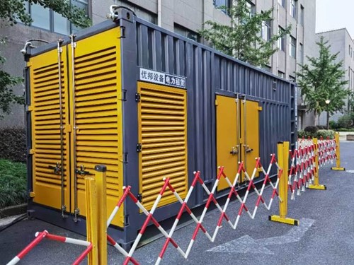 休宁如何使用转速表检查发动机的转速？