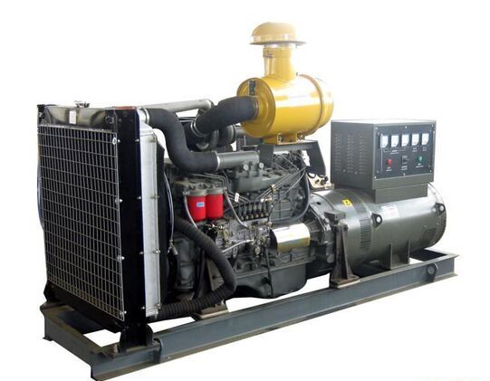 休宁汽油发电机组冬季保养时，燃油系统需要注意什么？